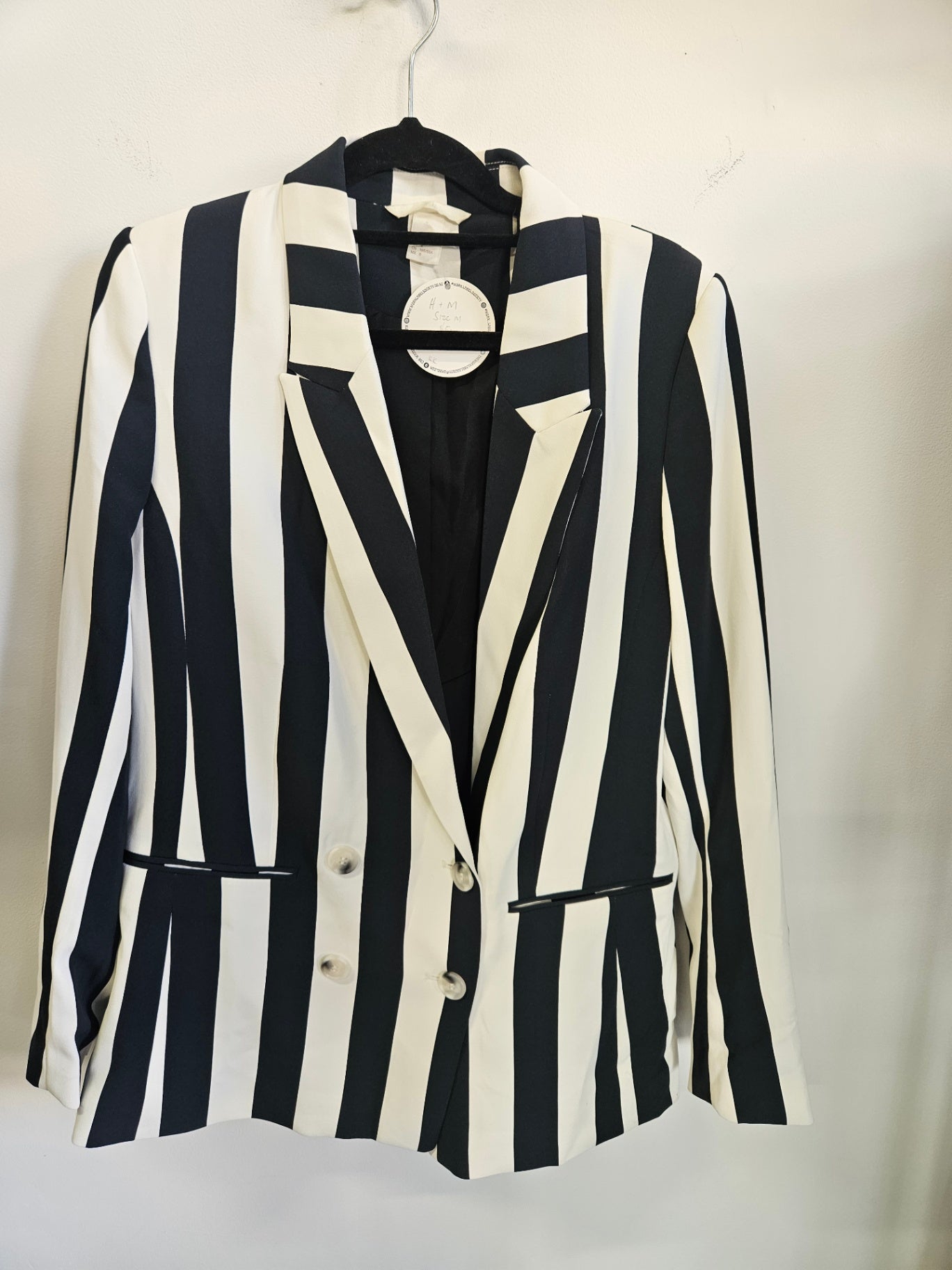 H&M BLAZER BLACK AND WHITE STRIPE SIZE 12