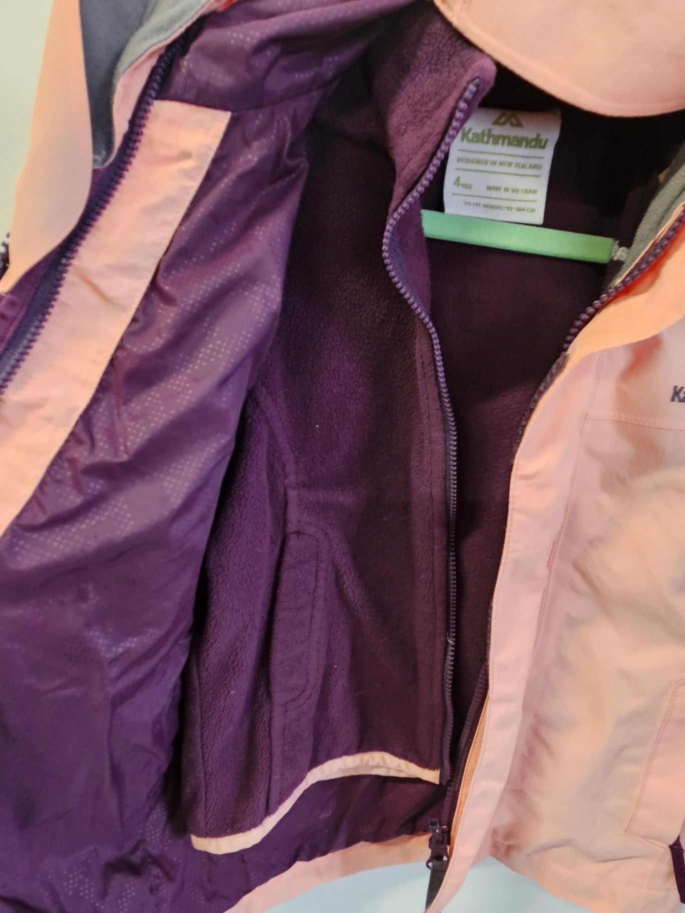 KATHMANDU WATERPROOF JACKET PEACH SIZE 4Y