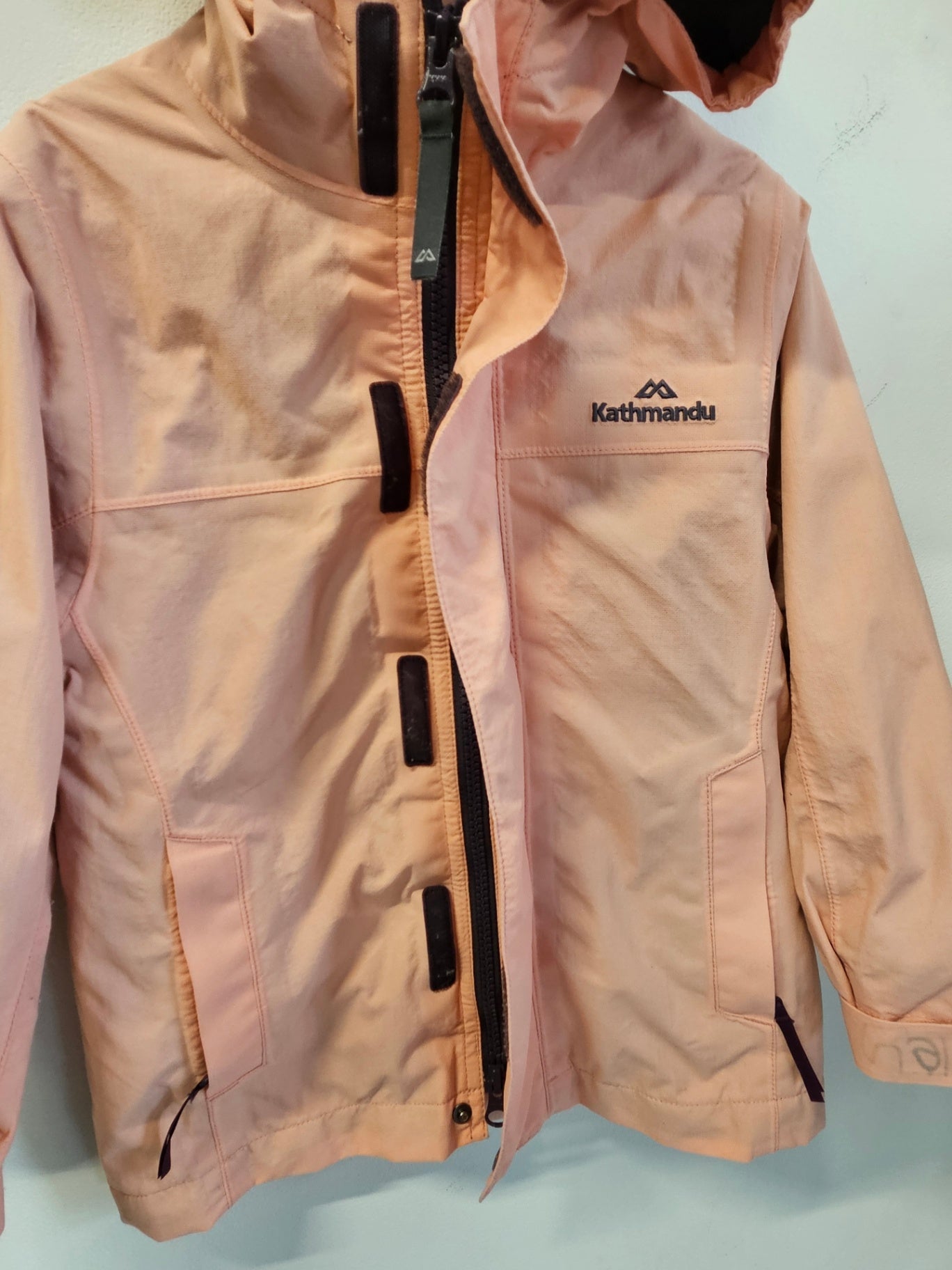 KATHMANDU WATERPROOF JACKET PEACH SIZE 4Y