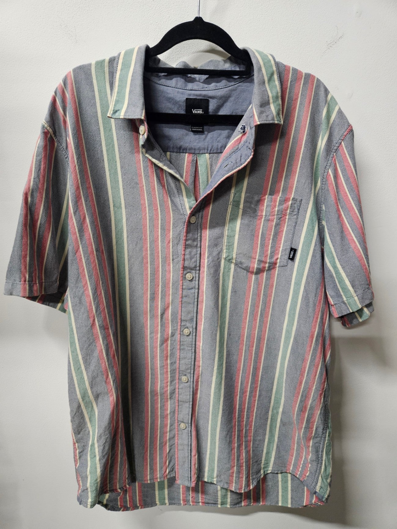VANS COTTON SHORT SLEEVE SHIRT GREY RED GREEN STRIOE SIZE L