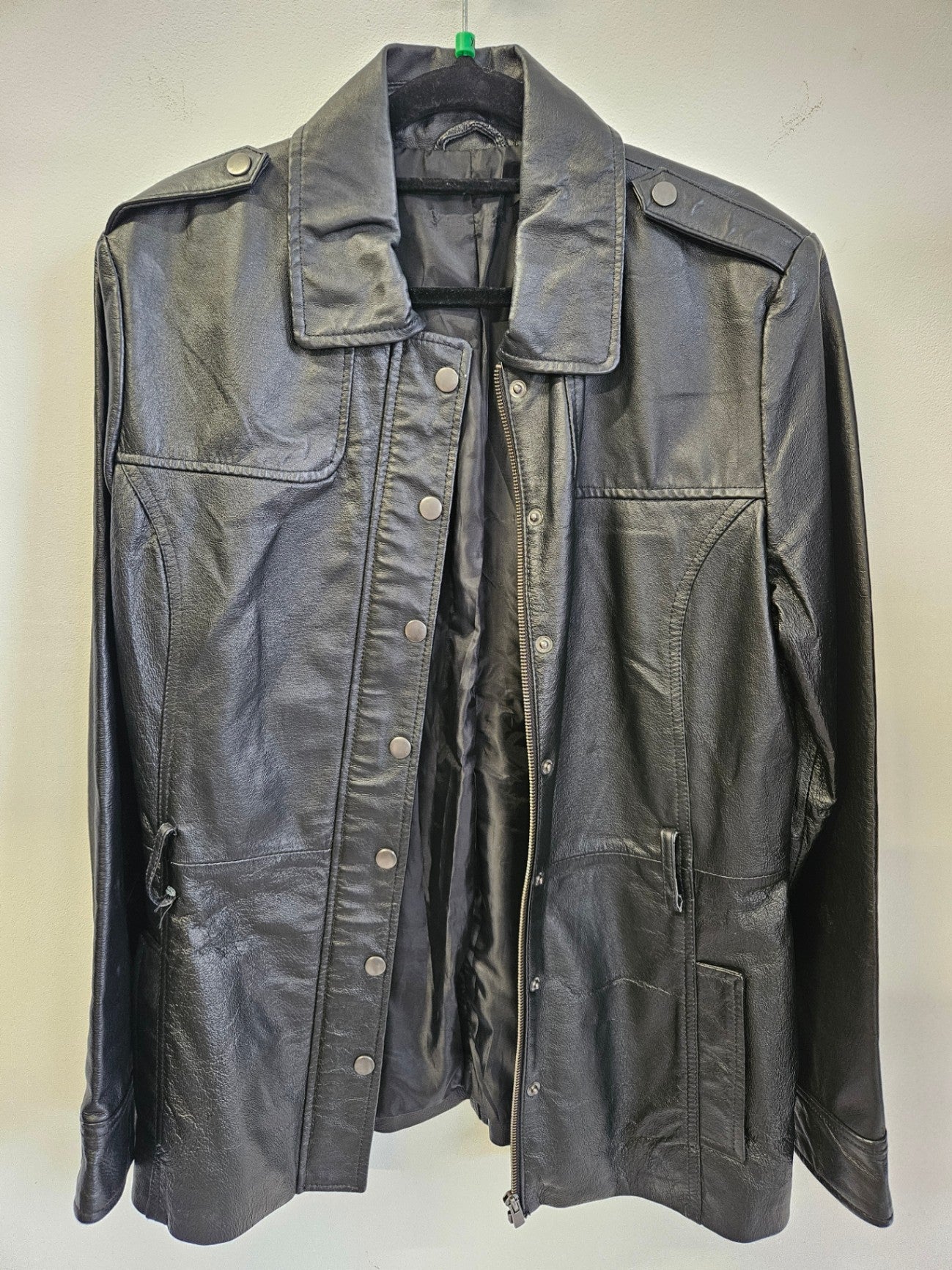 LEATHER JACKET BLACK SIZE 12