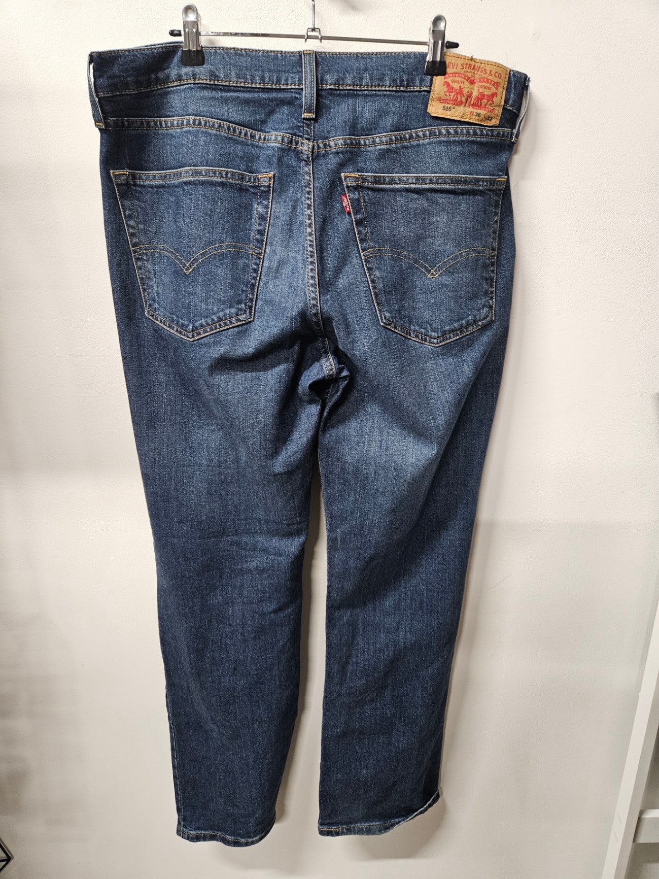 LEVIS 516 DENIM JEANS DARK BLUE SIZE 36/32