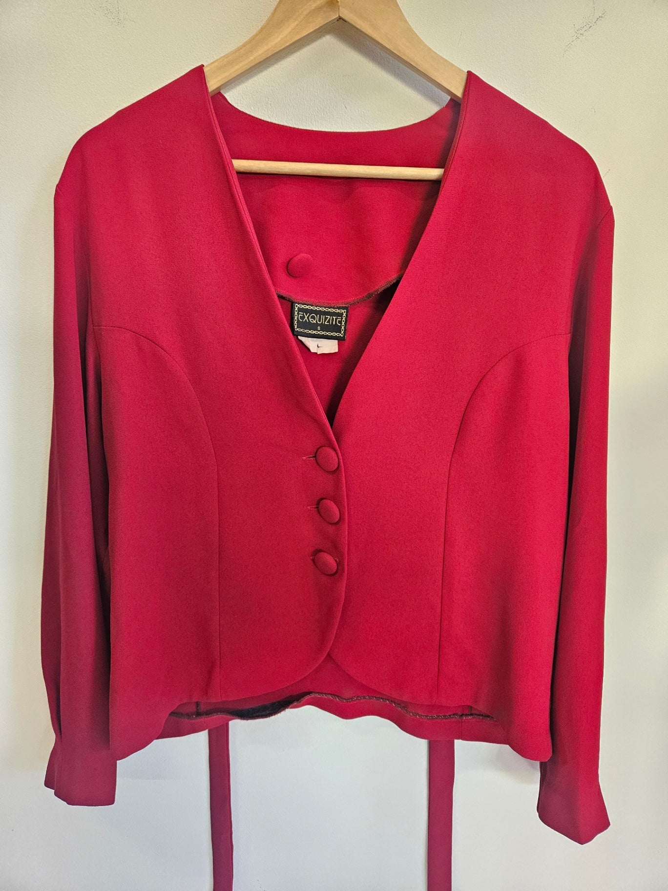 EXQUISITE LONG SLEEVE VINTAGE TOP RED SIZE S