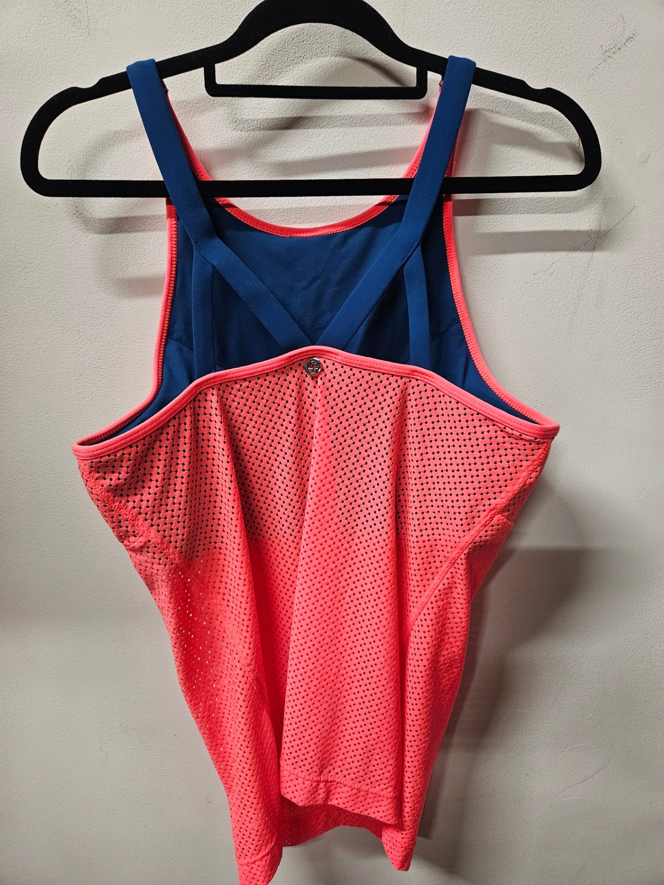 LORNA JANE MESH ACTIVE SINGLET FLURO PINK TEAL SIZE M