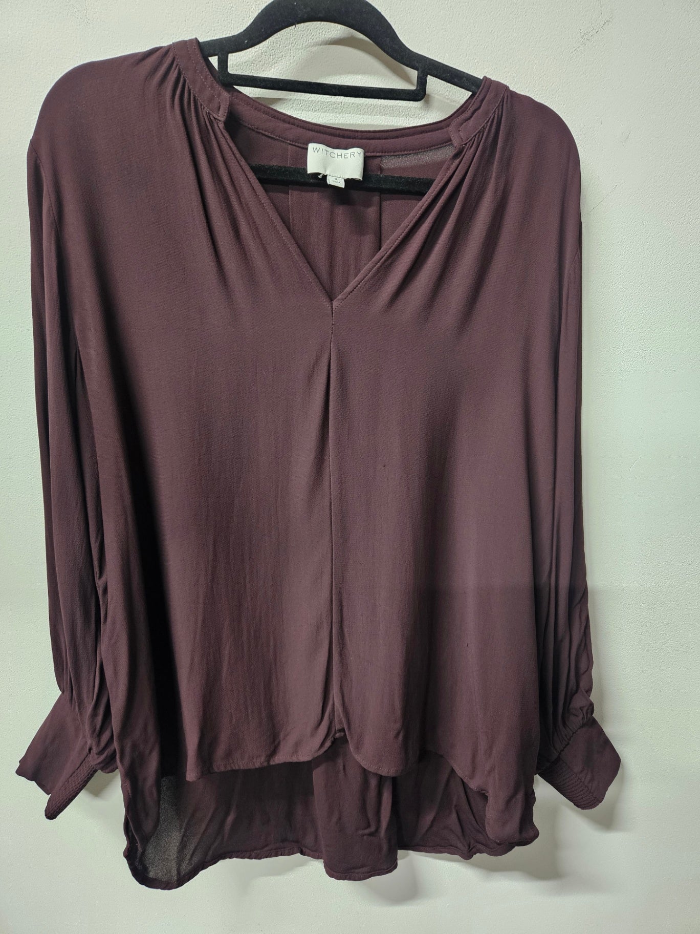 WITCHERY VISCOSE LONG SLEEVE TOP WINE SIZE S