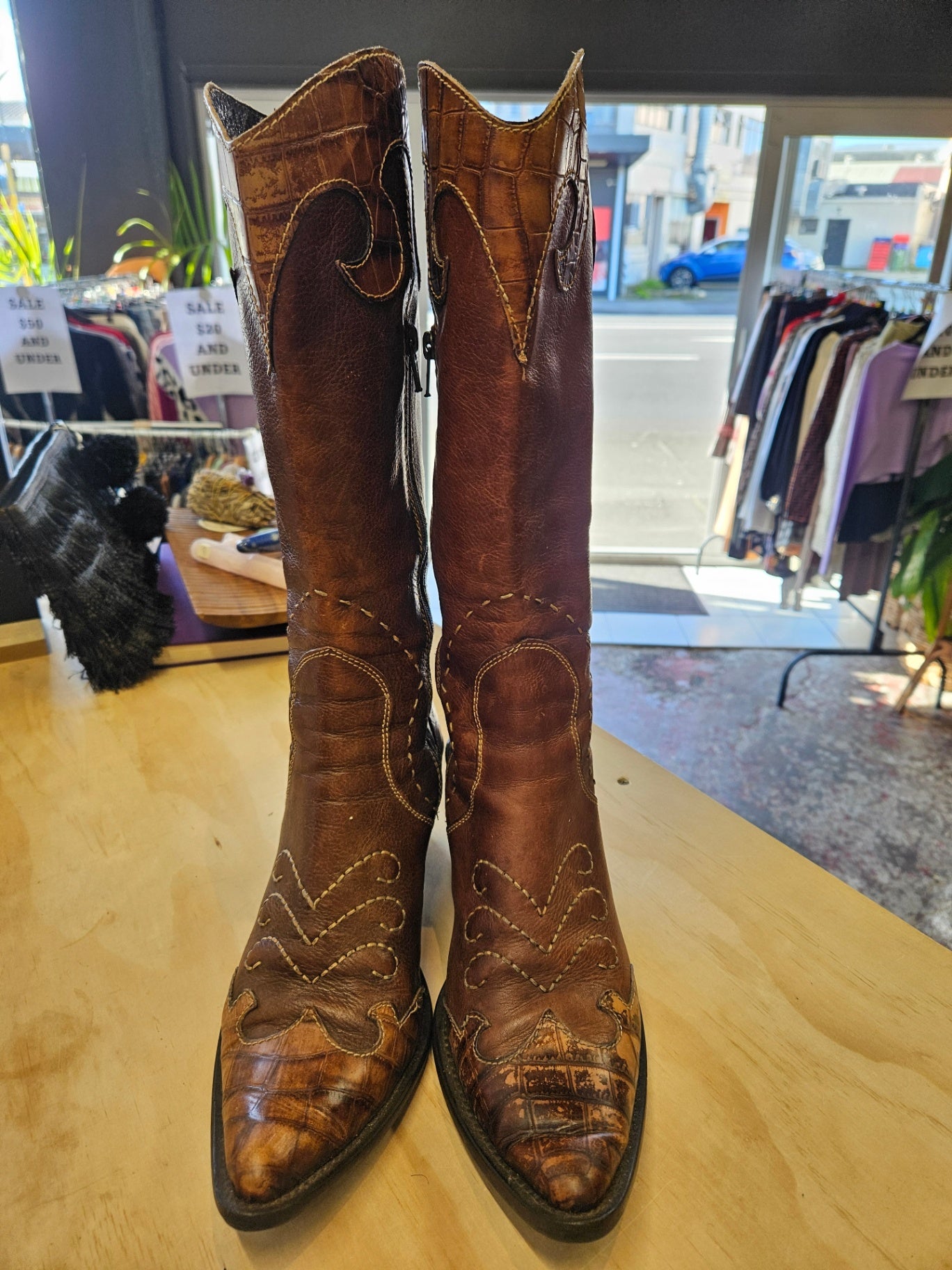 VINTAGE LEATHER COWGIRL BOOTS BROWN SNAKESKIN SIZE 39