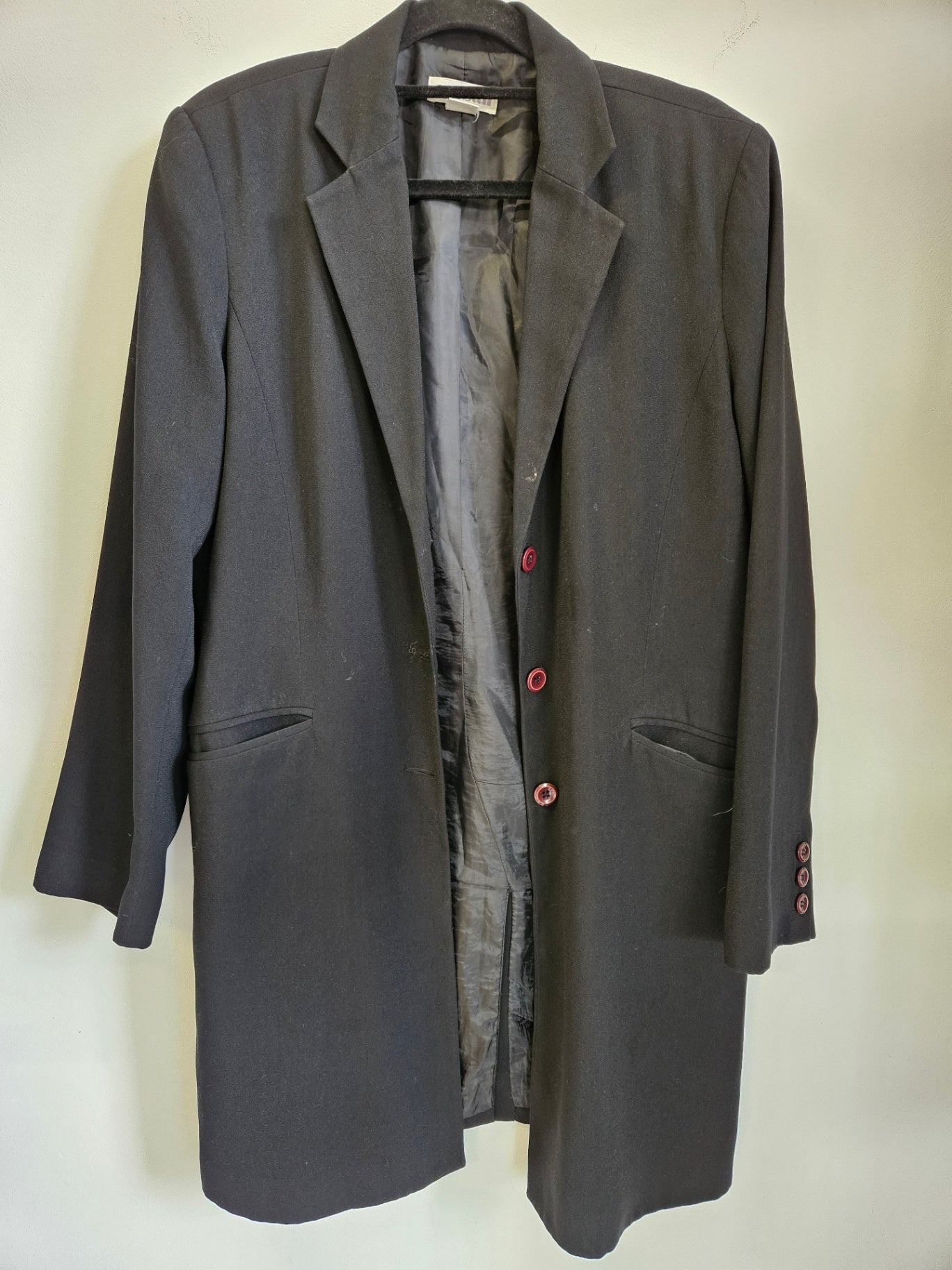 SUSSAN LONG BLAZER BLACK SIZE 12
