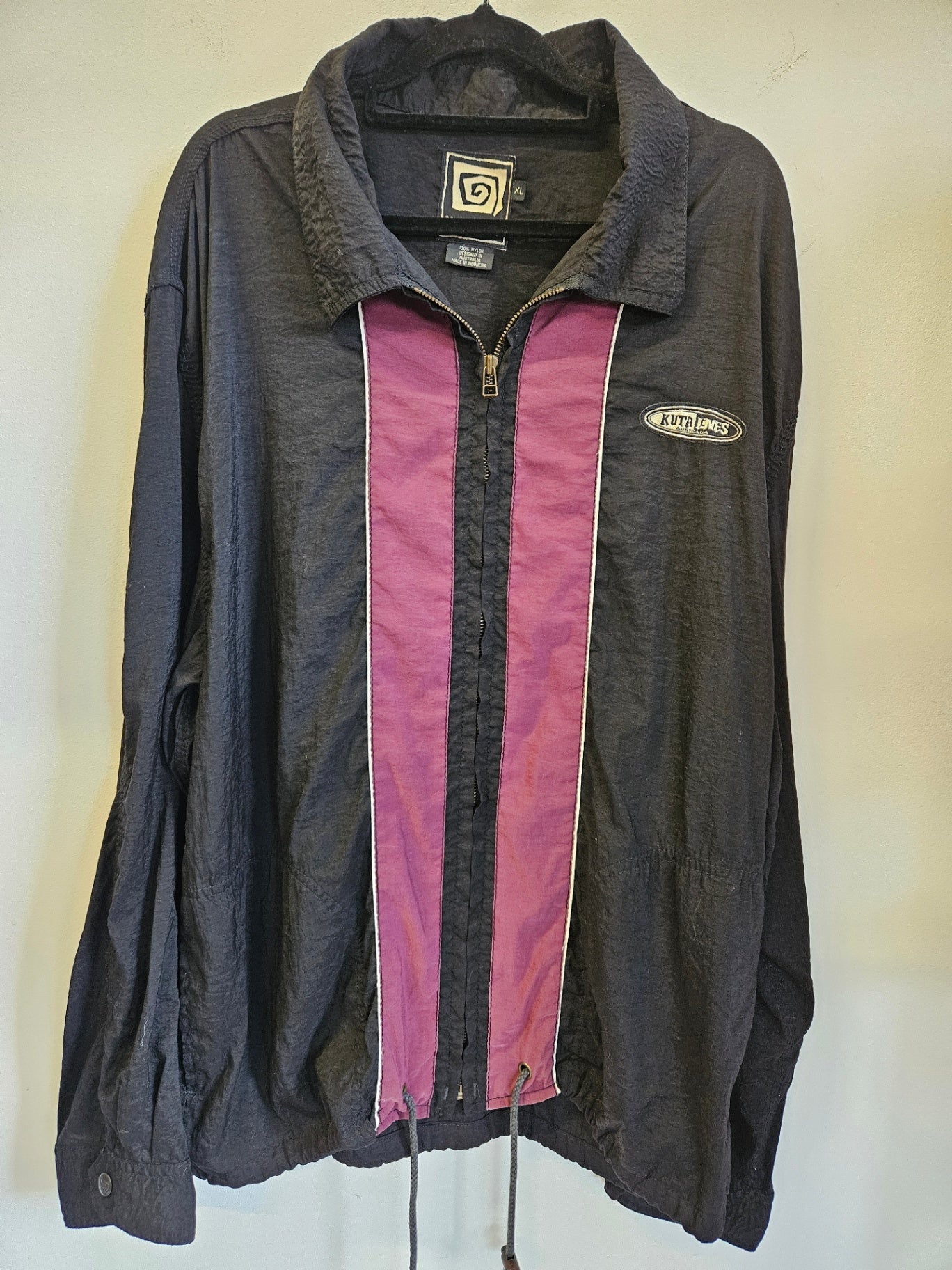 KUTA LINES NYLON JACKET Black and Pink SIZE XL