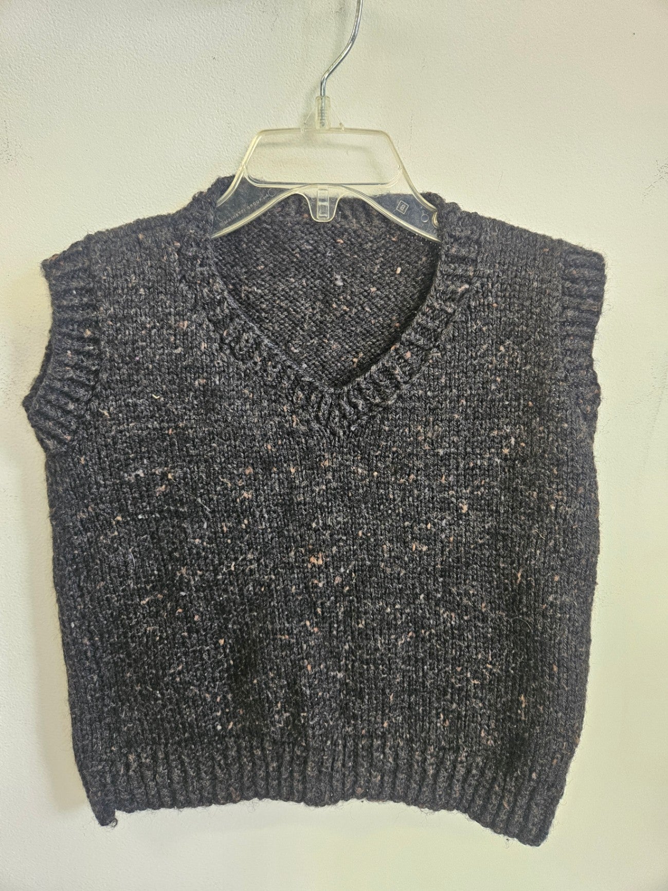 HOMEMADE WOOL BLEND KNITTED VEST DARK BROWN SIZE 5