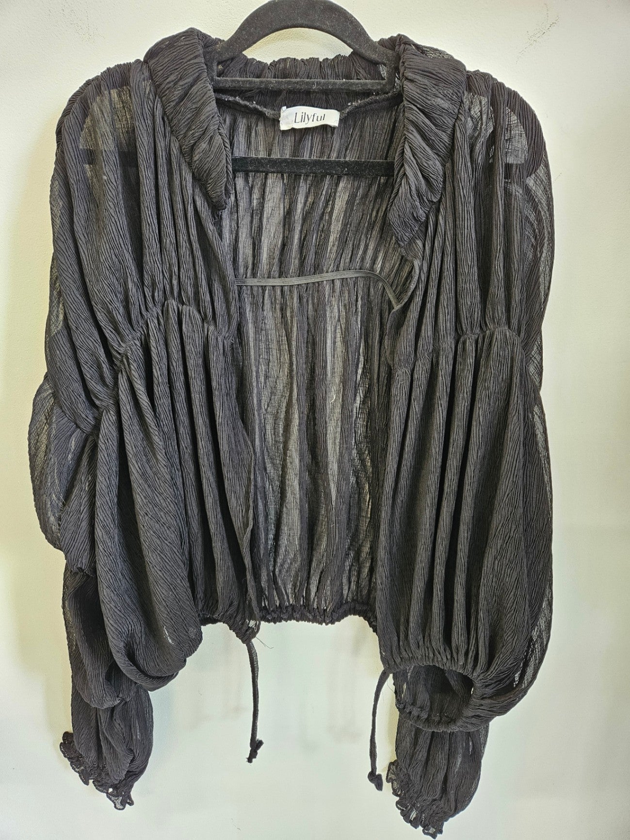 LILLYFUL CHIFFON DRESSY CARDIGAN BLACK SIZE M