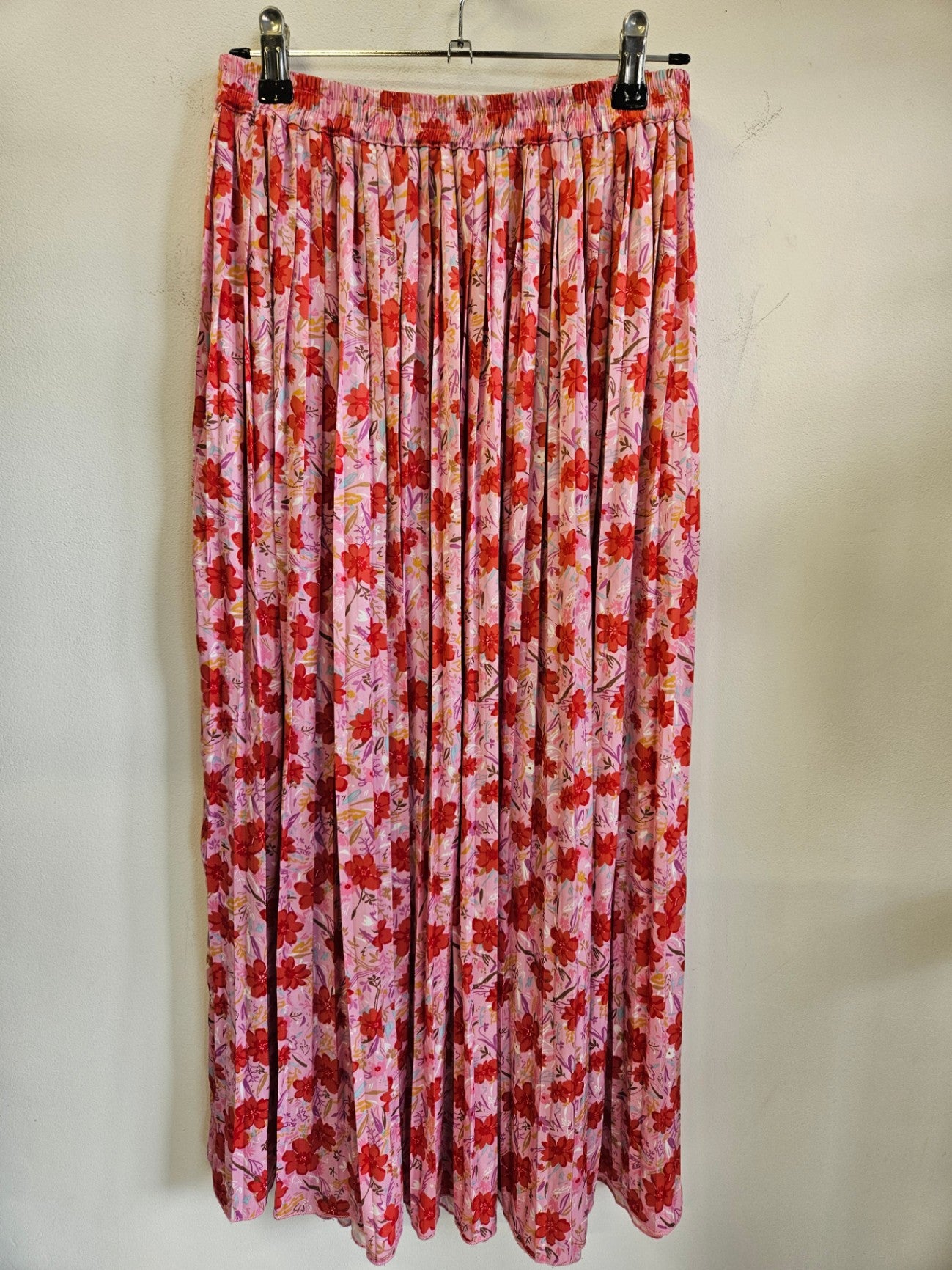 MAX PLEATED MIDI SKIRT PINK RED FLORAL SIZE 8
