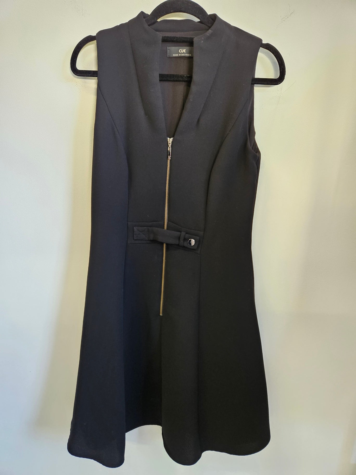 CUE POLYESTER ELASTANE MINI DRESS BLACK SIZE 8