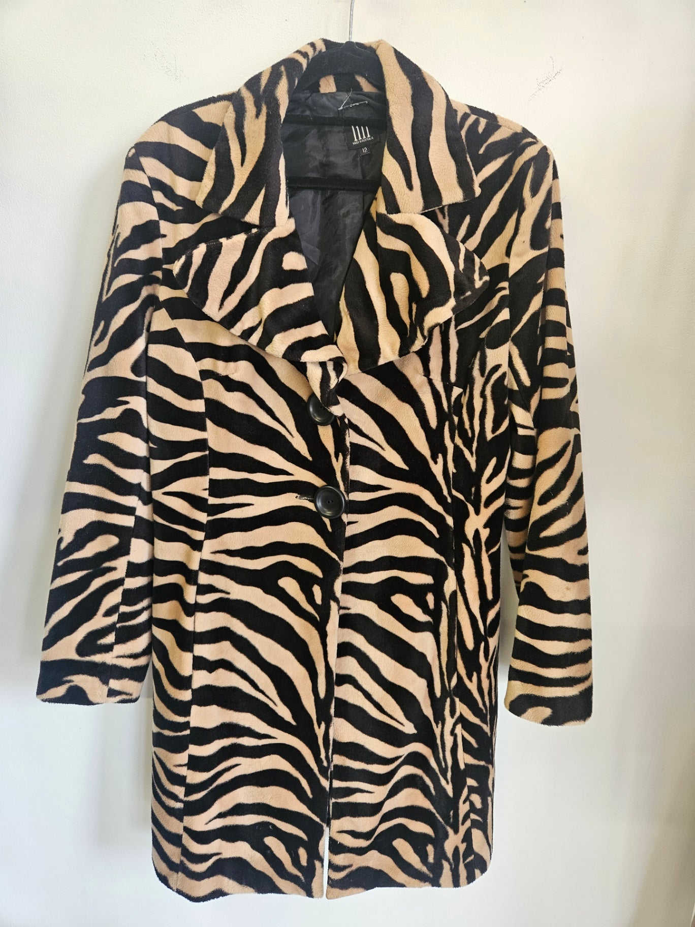 LILI FAUX FUR COAT BEIGE ZEBRA SIZE 12