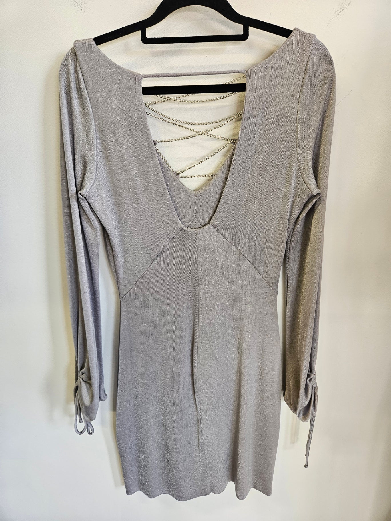 NATASHA GAN SLINKY WITH CHAINS LONG SLEEVE FORMAL MIDI DRESS SILVER SIZE 12