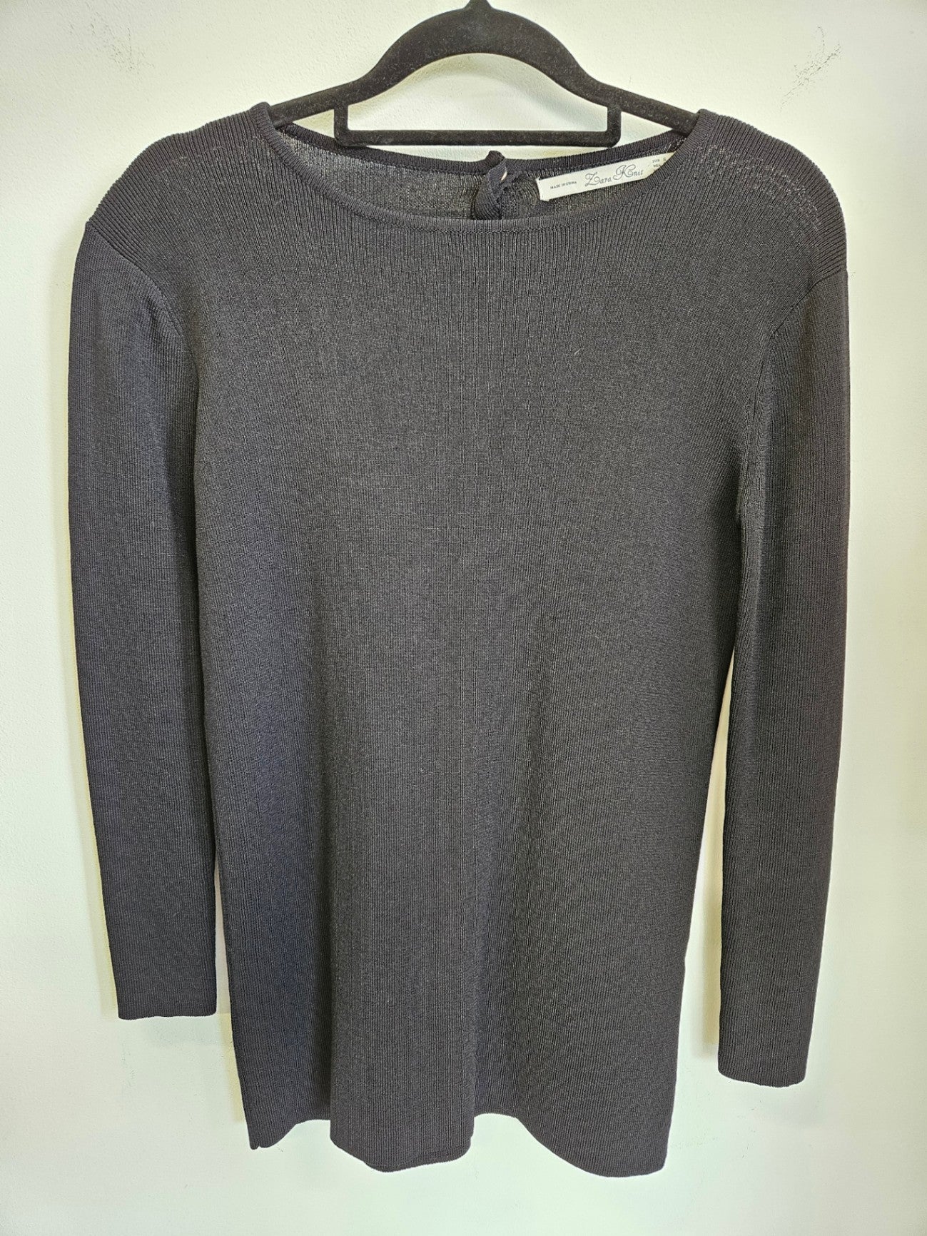ZARA VISCOSE KNIT LONG SLEEVE TOP BLACK SIZE S