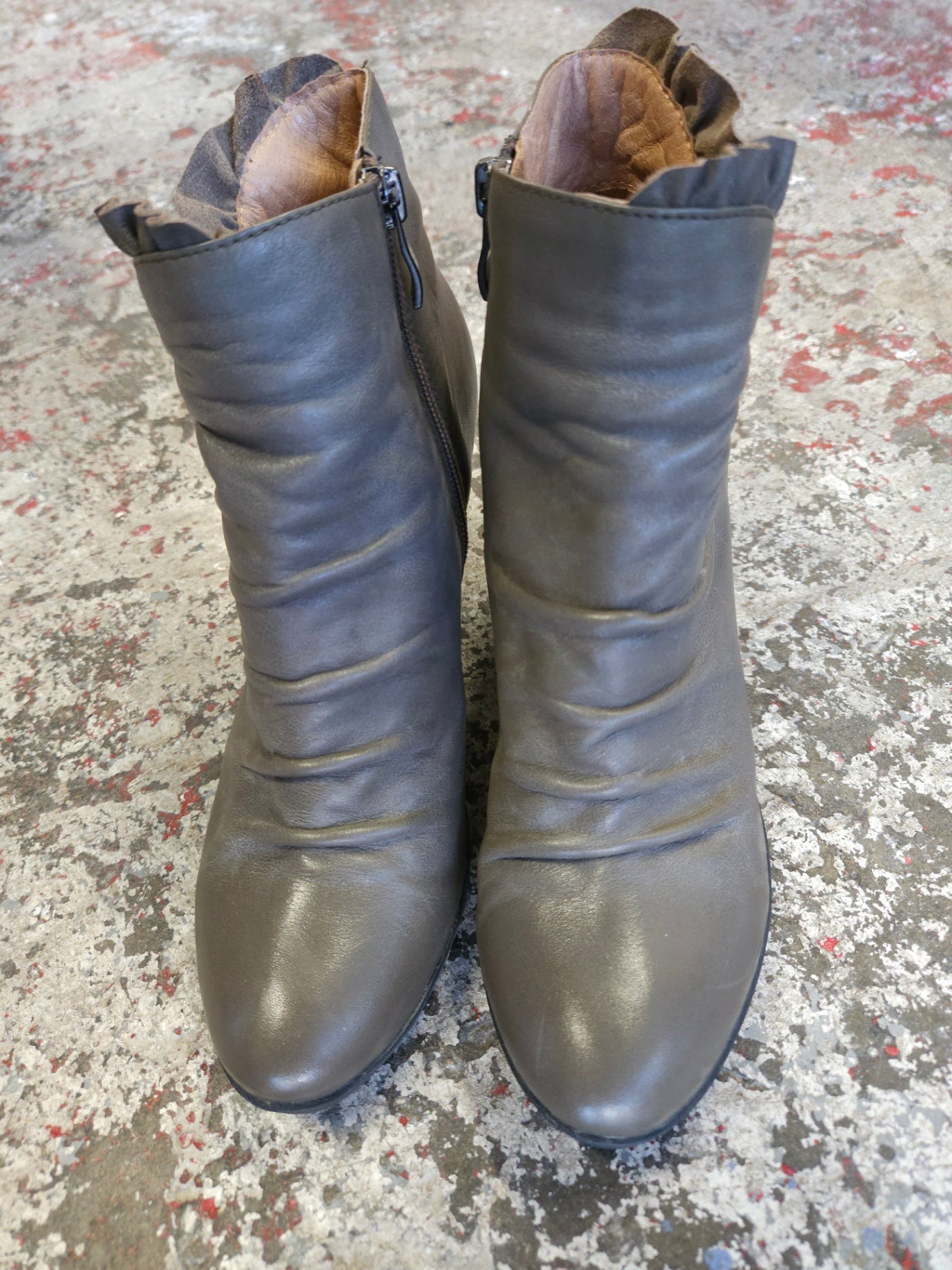 FOOTLOOSE LEATHER BOOTS KHAKI SIZE 40