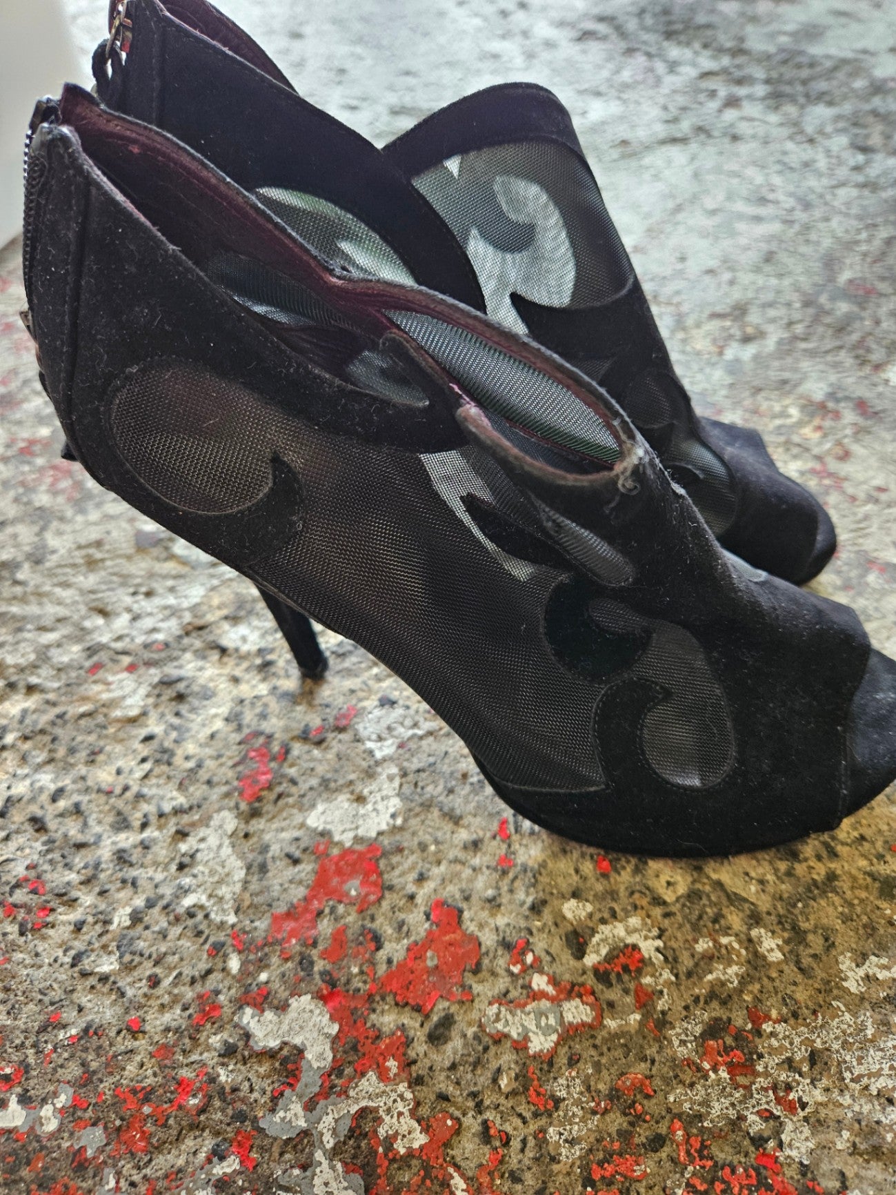 STUART WEITZMAN SUEDE MESH SHOES BLACK FILGREE SIZE 38.5