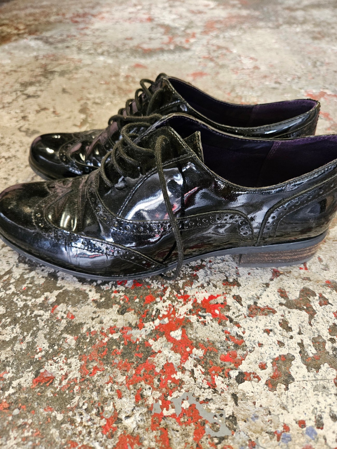 CLARKS PATENT LEATHER SHOES BLACK SIZE 9