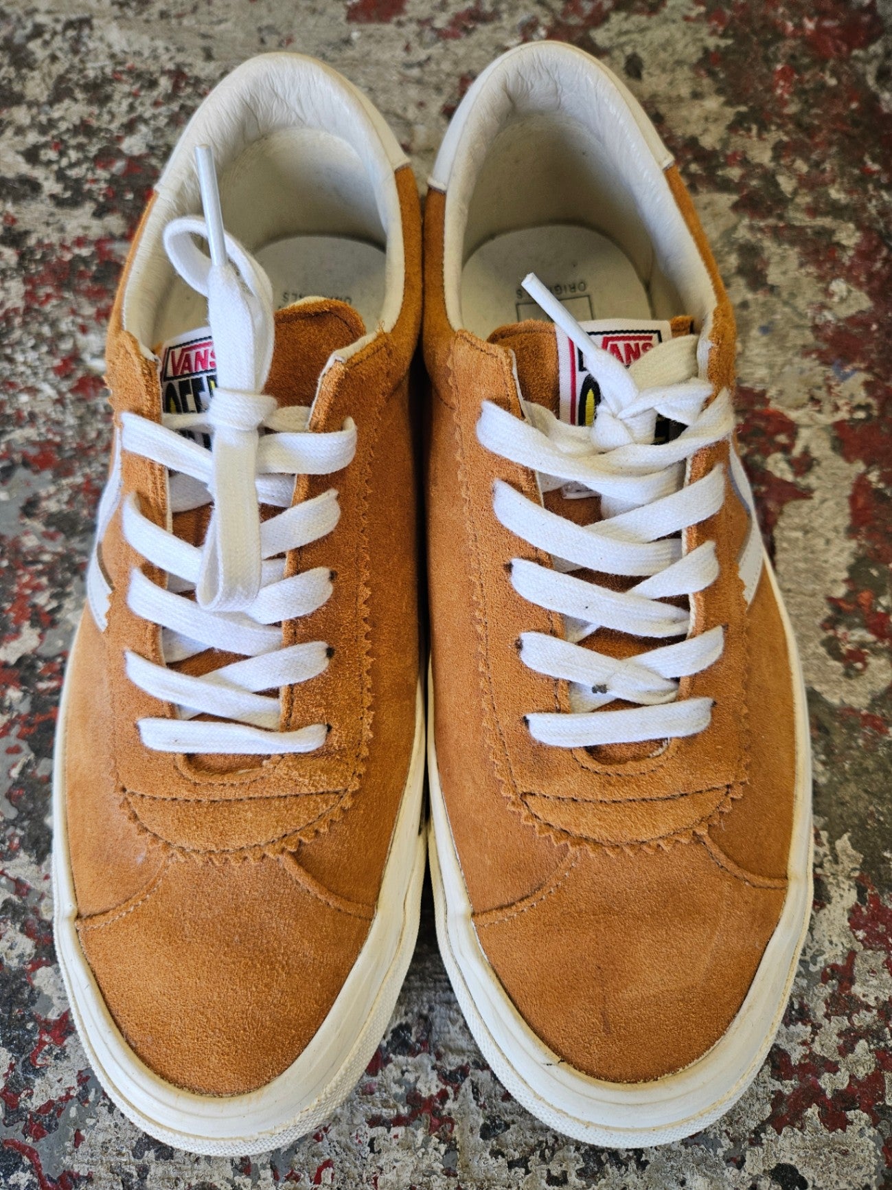 VANS SUEDE AND LEATHER SNEAKERS RUST SIZE 9.5USW