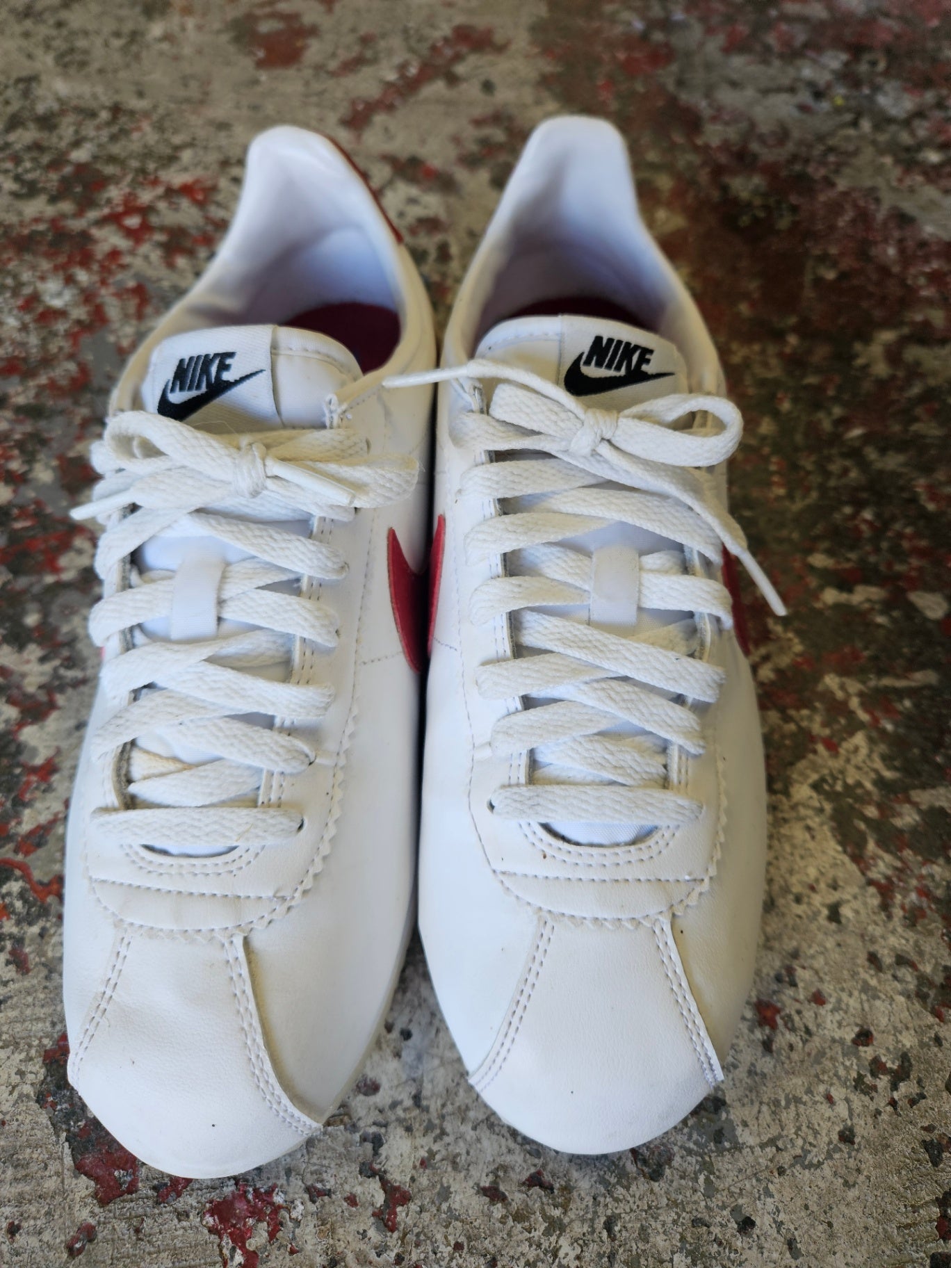 NIKE CORTEZ LEATHER SNEAKERS WHITE BLUE RED SIZE 9.5US