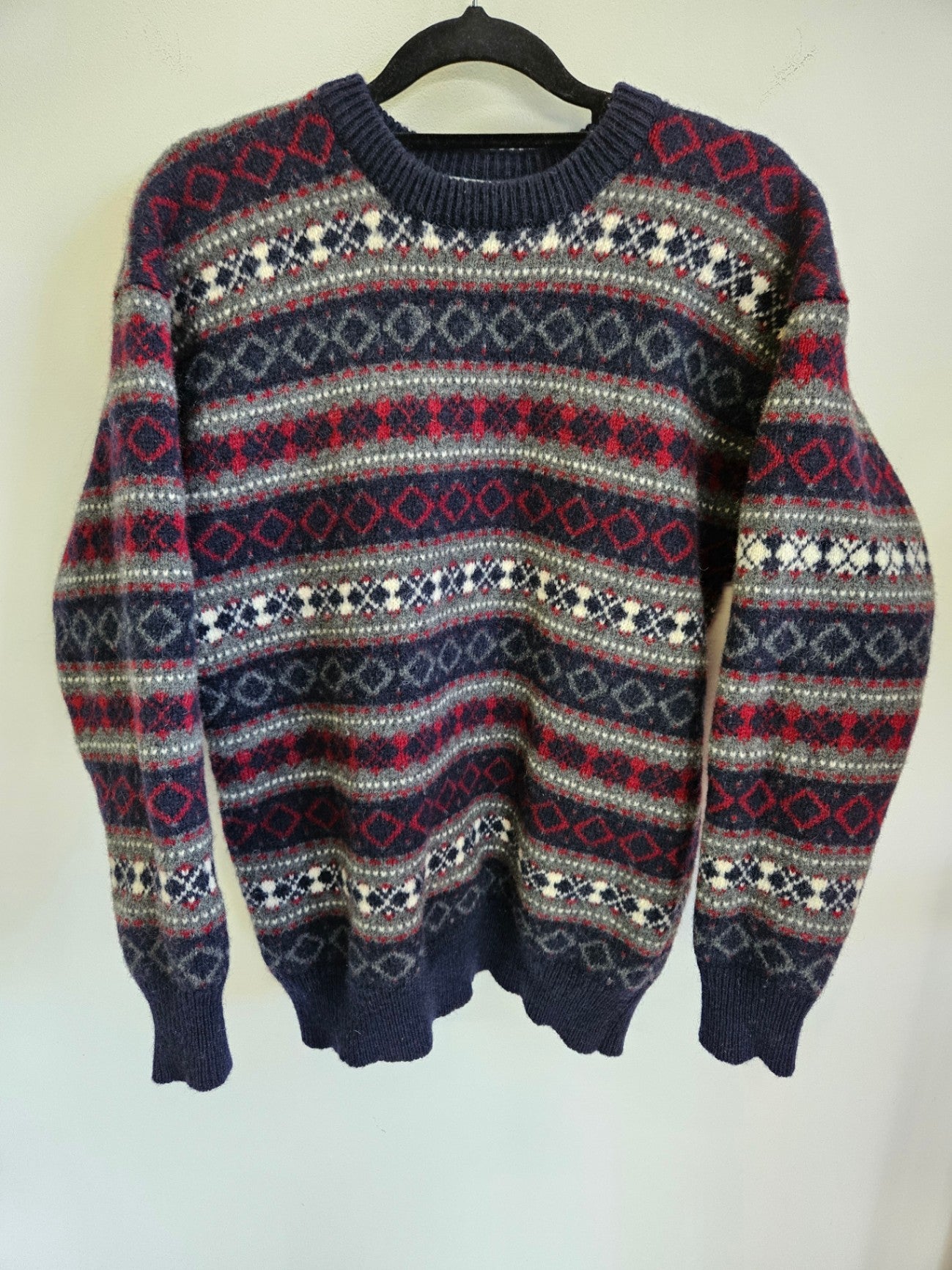 VINTAGE WOOL KNITTED SWEATER NAVY RED PATTERNED SIZE S