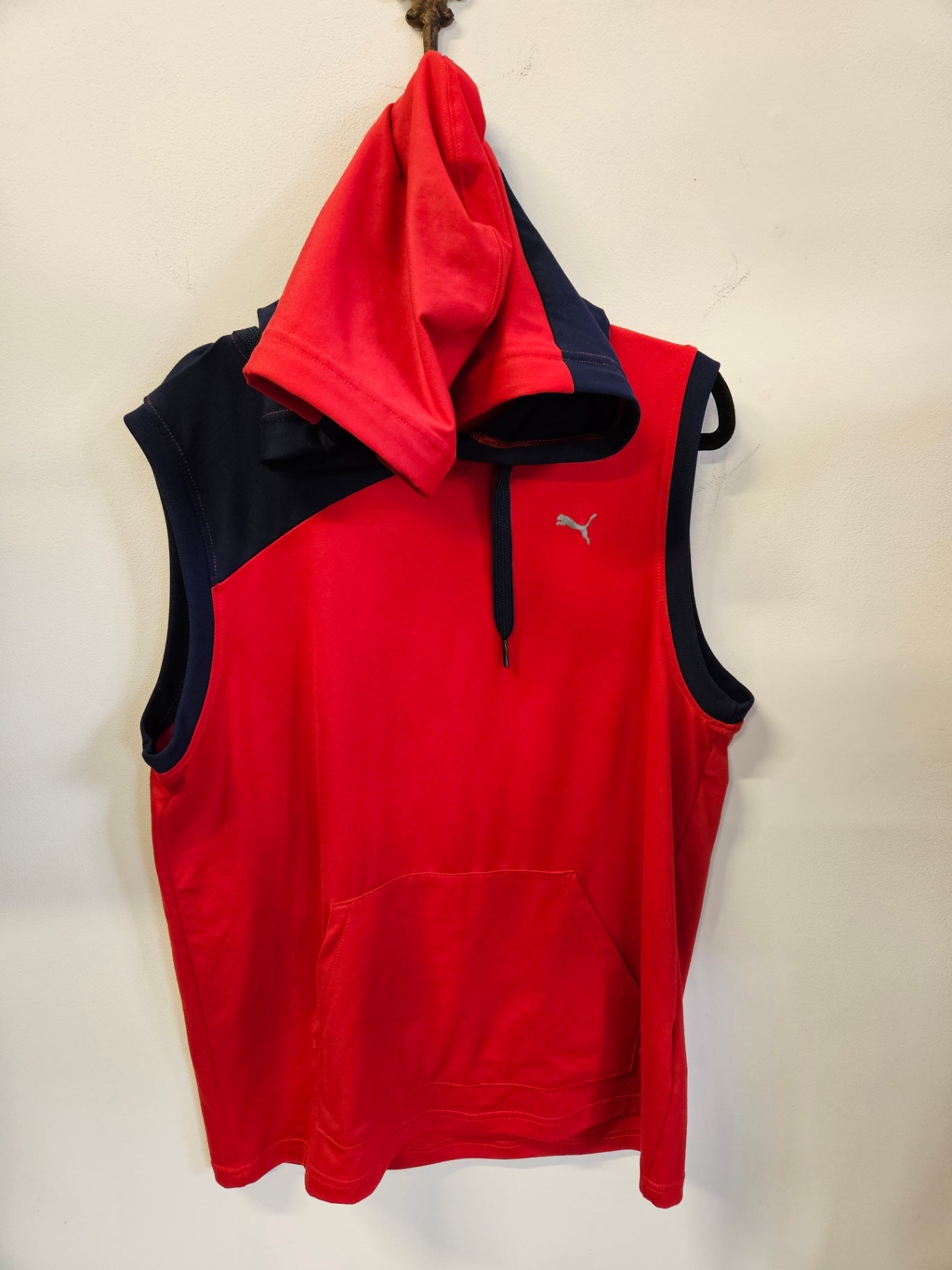 PUMA COTTON ACTIVE SLEEVELESS TOP NAVY RED SIZE S