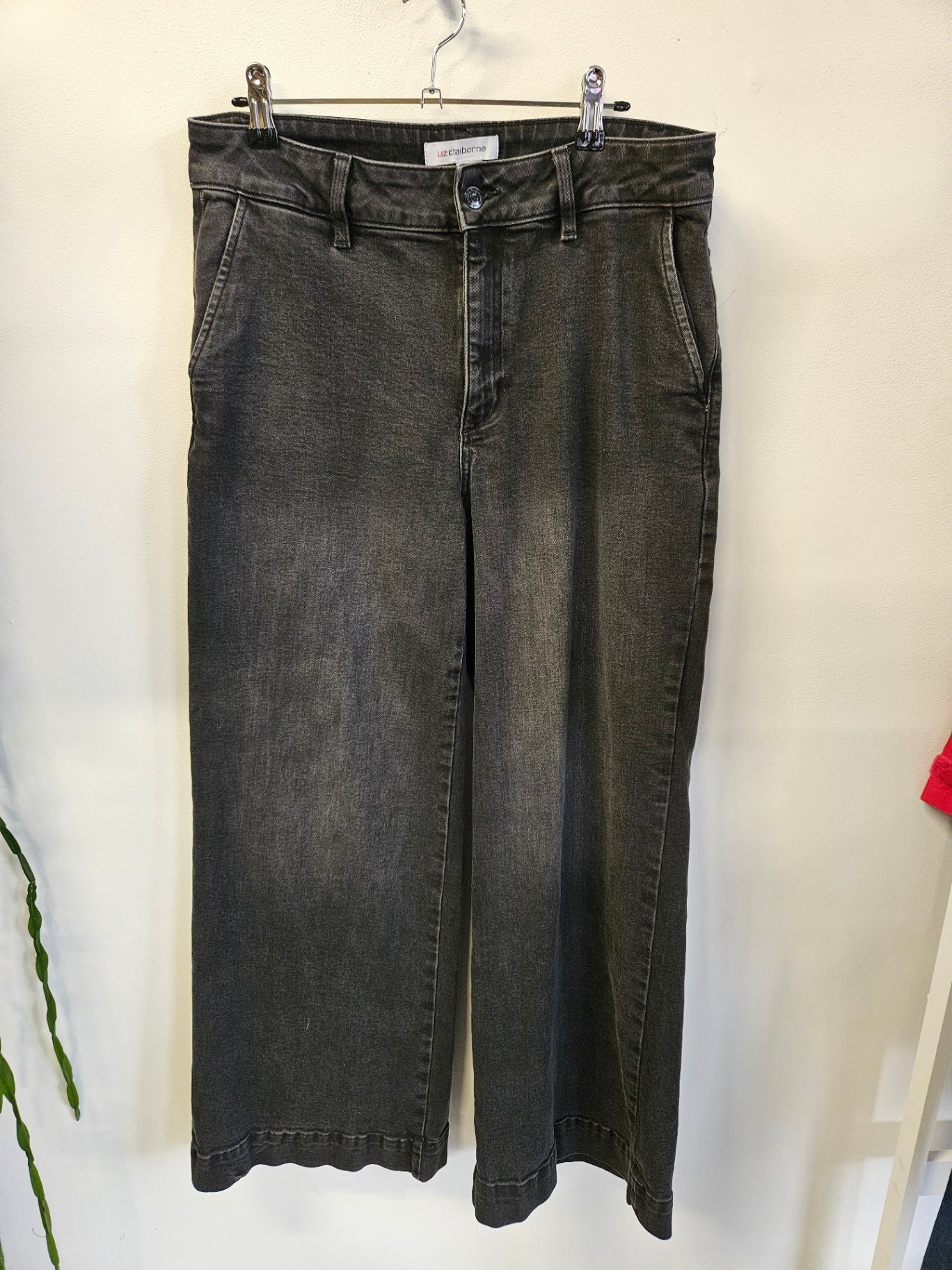 LIZ CLAIRBORNE DENIM PANTS BLACK GREY SIZE 12