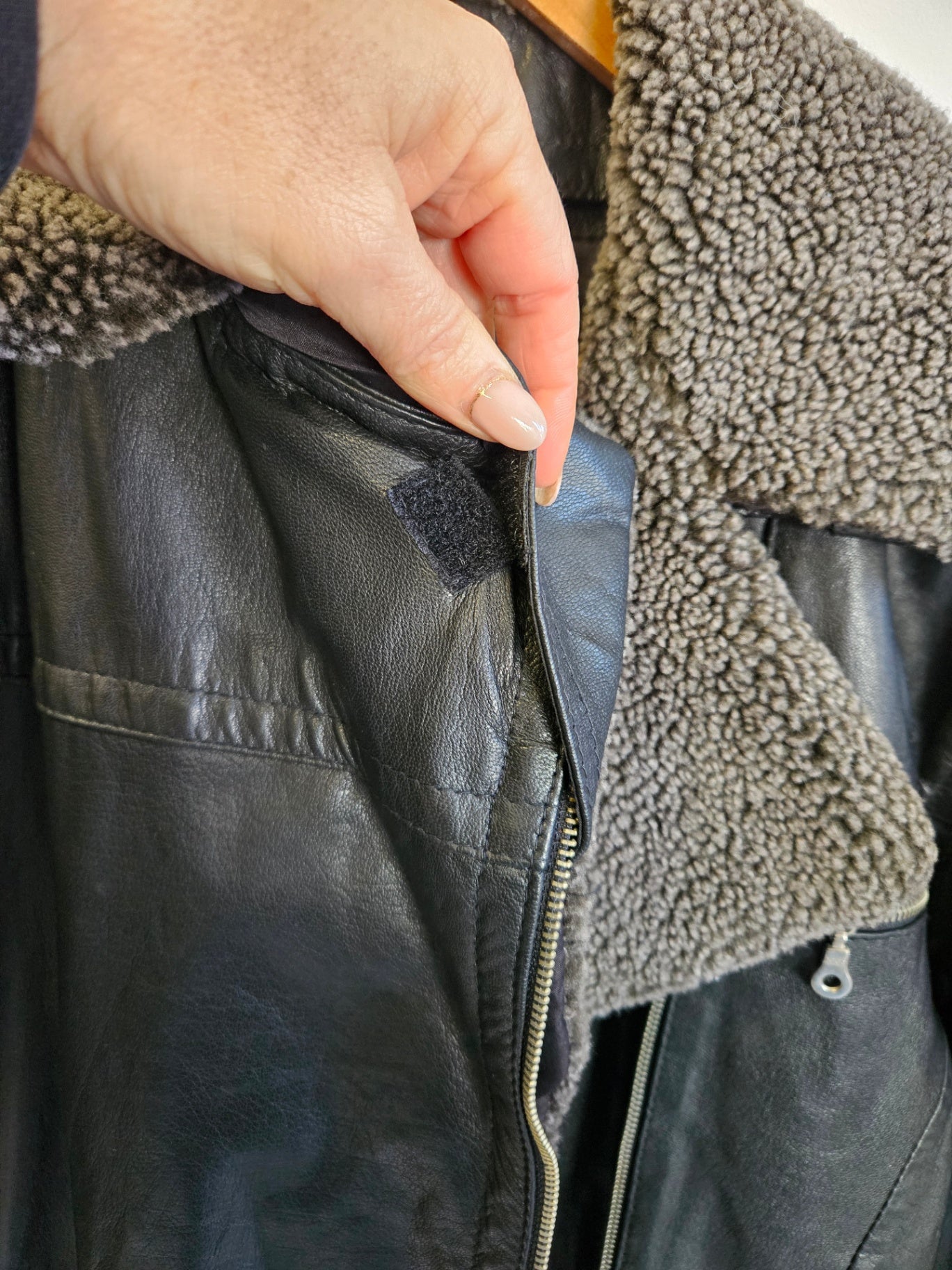 MODE LEATHER SHEARLING JACKET BLACK SIZE 10