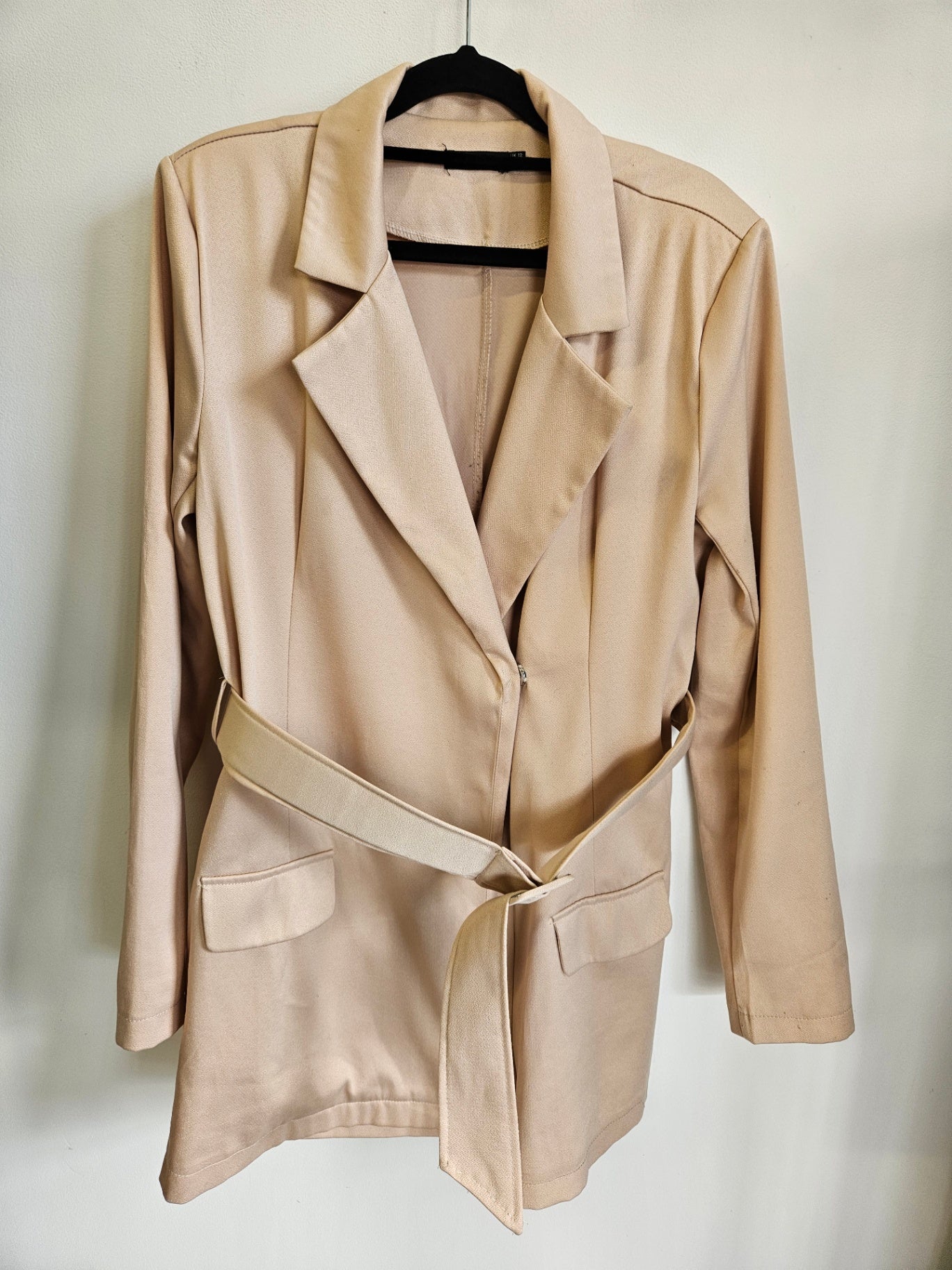 BOOHOO UNKNOWN BLAZER DRESS GOLD SIZE 12