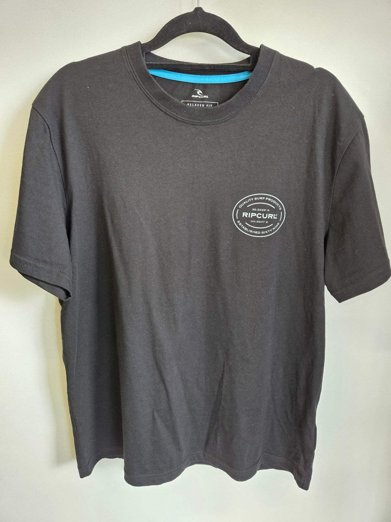 RIP CURL COTTON T SHIRT BLACK SIZE M