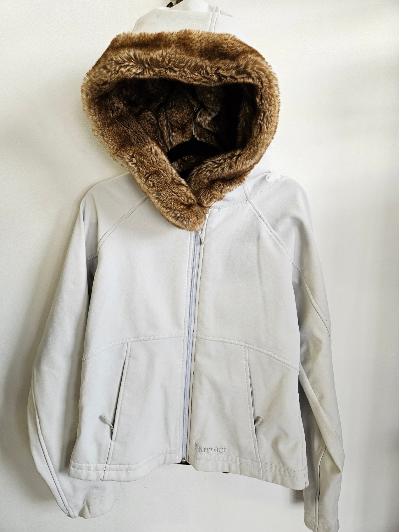 MARMOT THERMAL LINED FAUX FUR COLLAR JACKET WHITE SIZE M