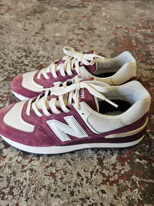 NEW BALANCE SNEAKER BURGUNDY CREAM SIZE 10US