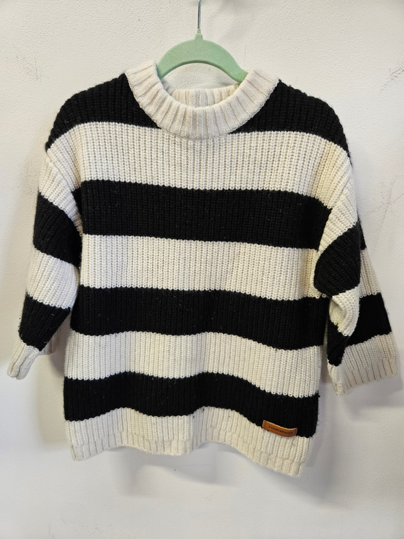 COUNTRY ROAD WOOL HEMP KNITTED SWEATER BLACK AND WHITE STRIPE SIZE 2