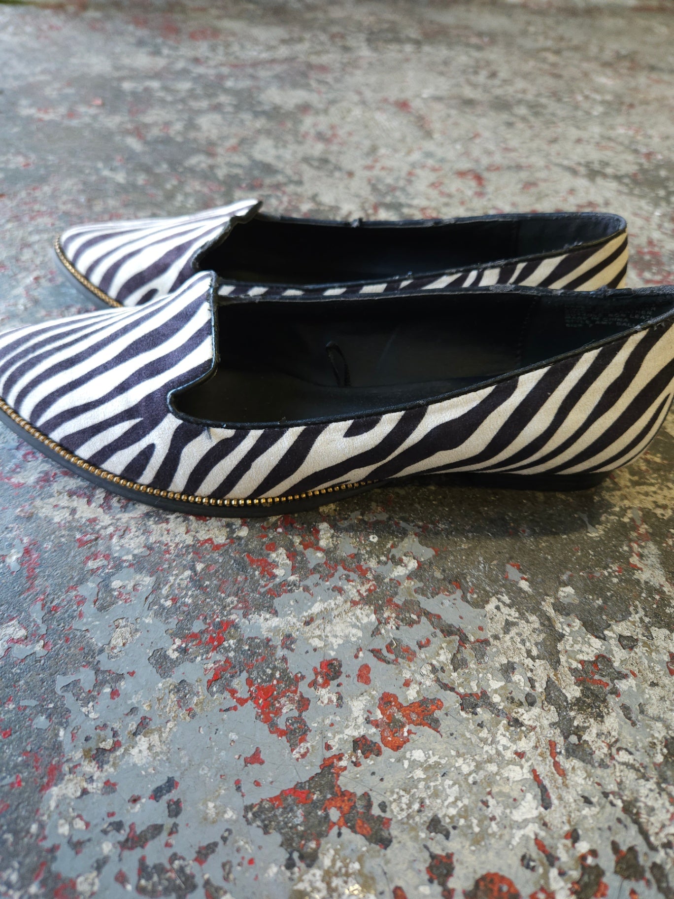 CELEBRITY FAUX FUR SHOES ZEBRA SIZE 7