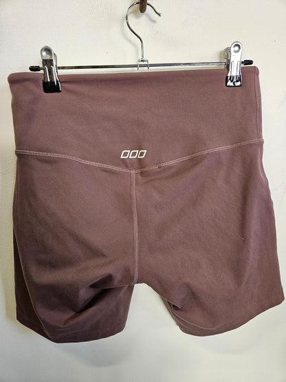 LORNA JANE ACTIVE SHORTS MAUVE SIZE M