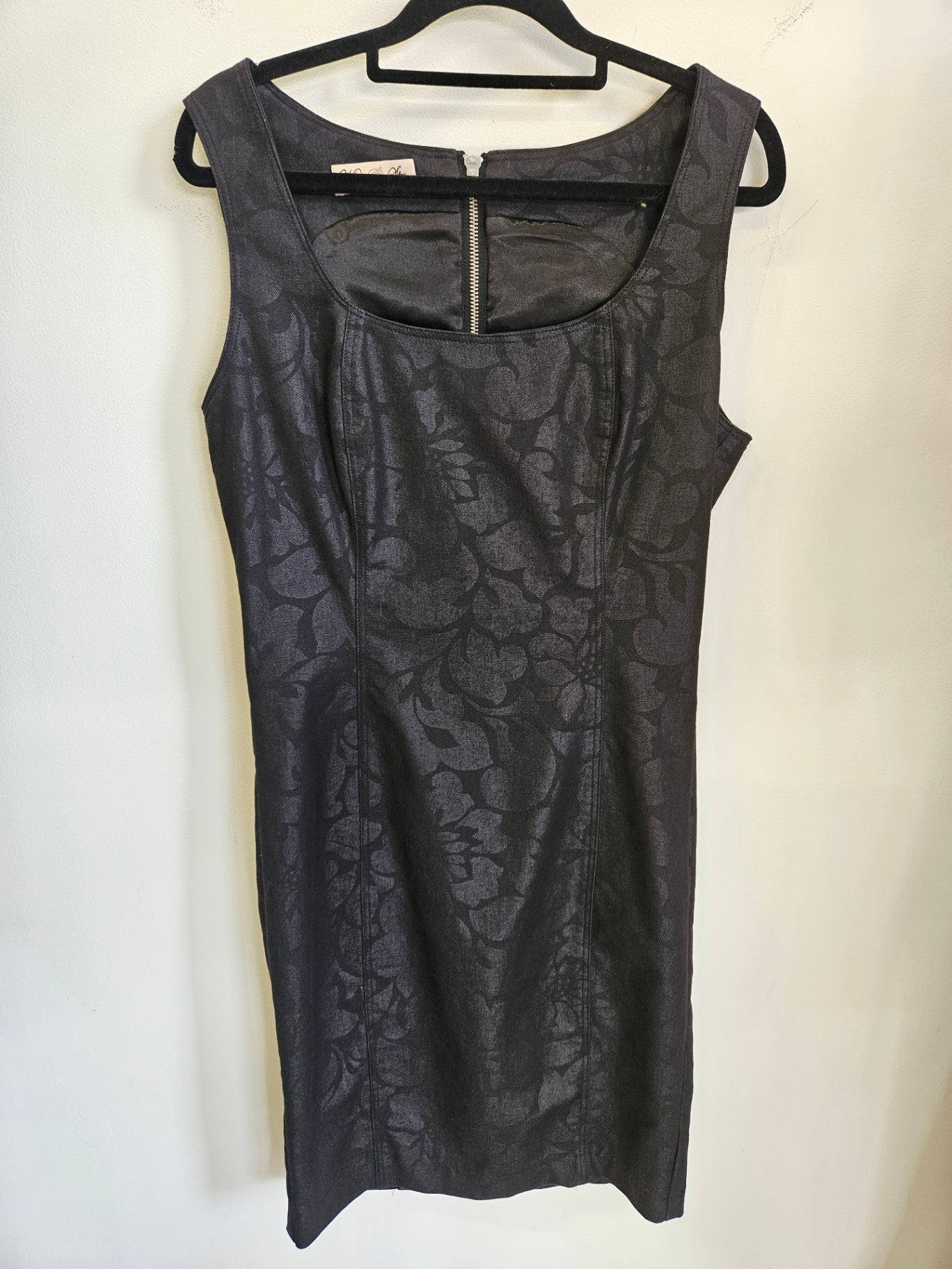 CUE VISCOSE ELASTANE TAILORED MIDI DRESS Black SIZE 10