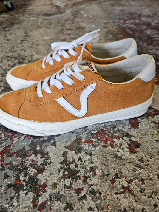 VANS SUEDE AND LEATHER SNEAKERS RUST SIZE 9.5USW