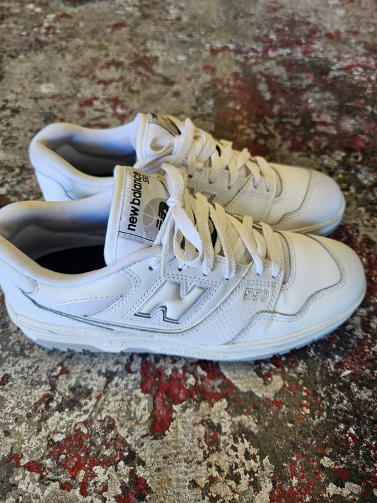 NEW BALANCE 550 LEATHER SNEAKERS WHITE GREY SIZE 8US