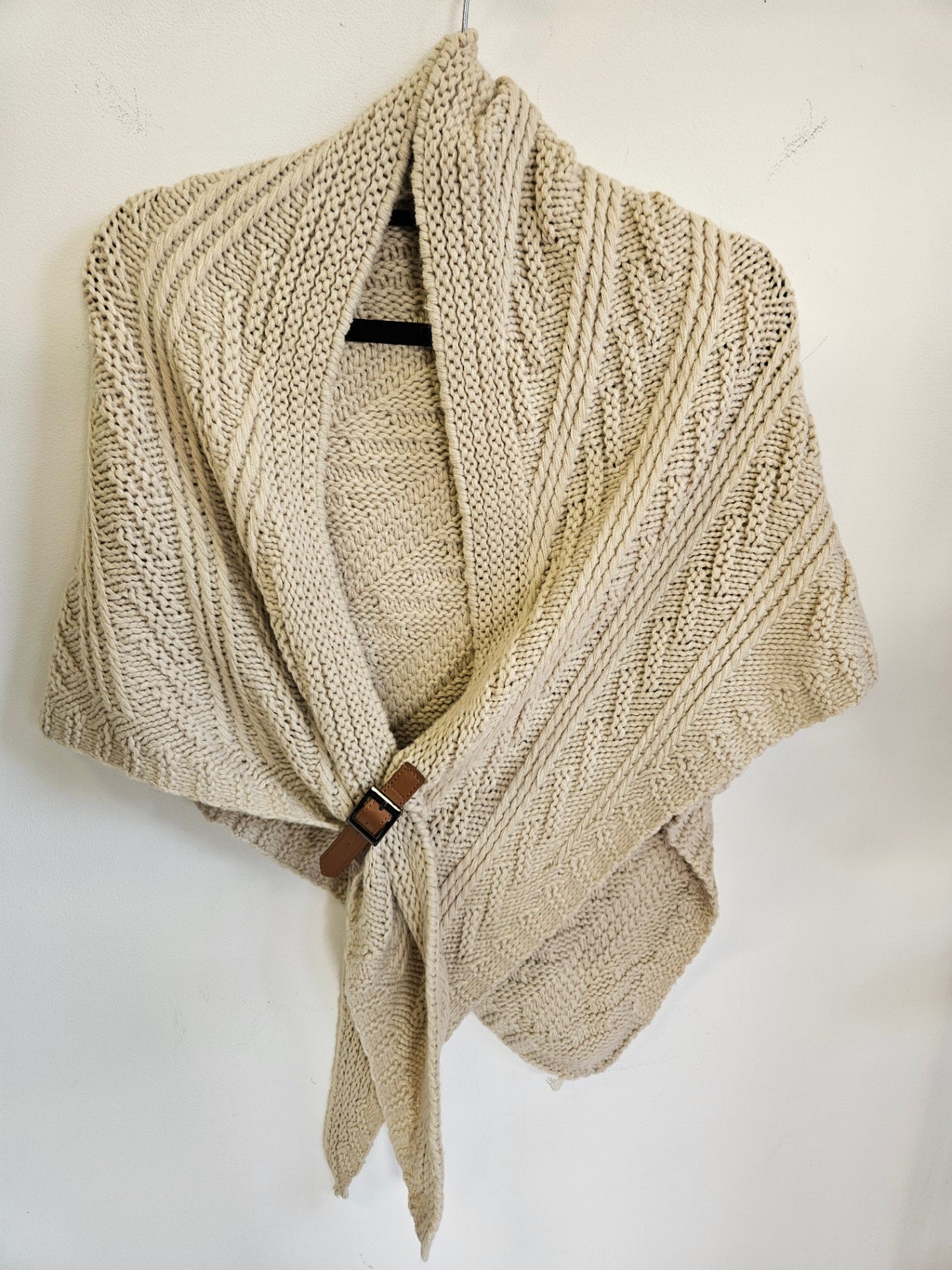 WOOL KNITTED SHRUG BEIGE SIZE