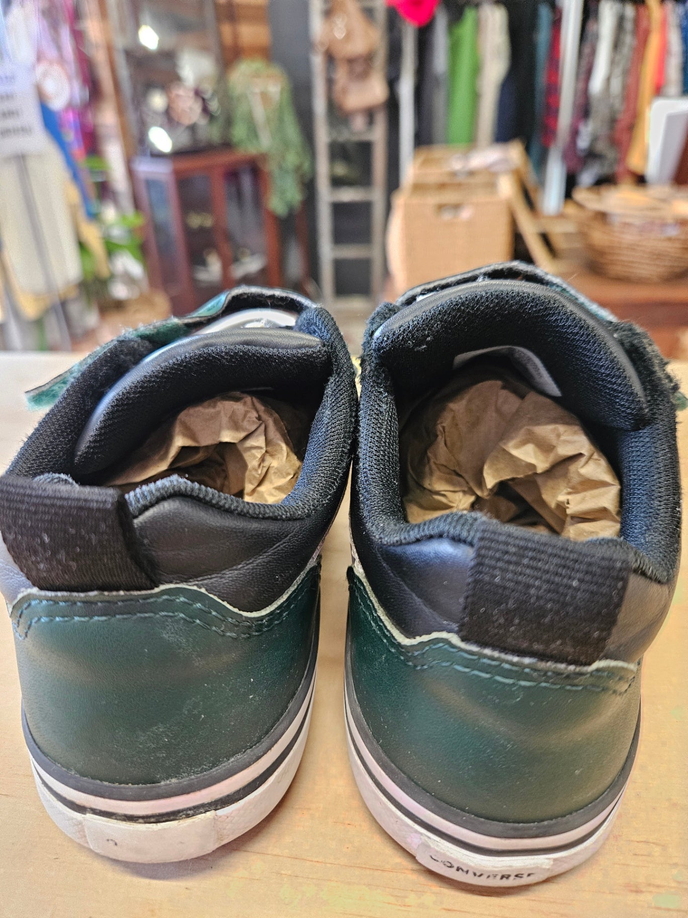 CONVERSE LEATHER SHOES BLACK WHITE GREEN SIZE 3US