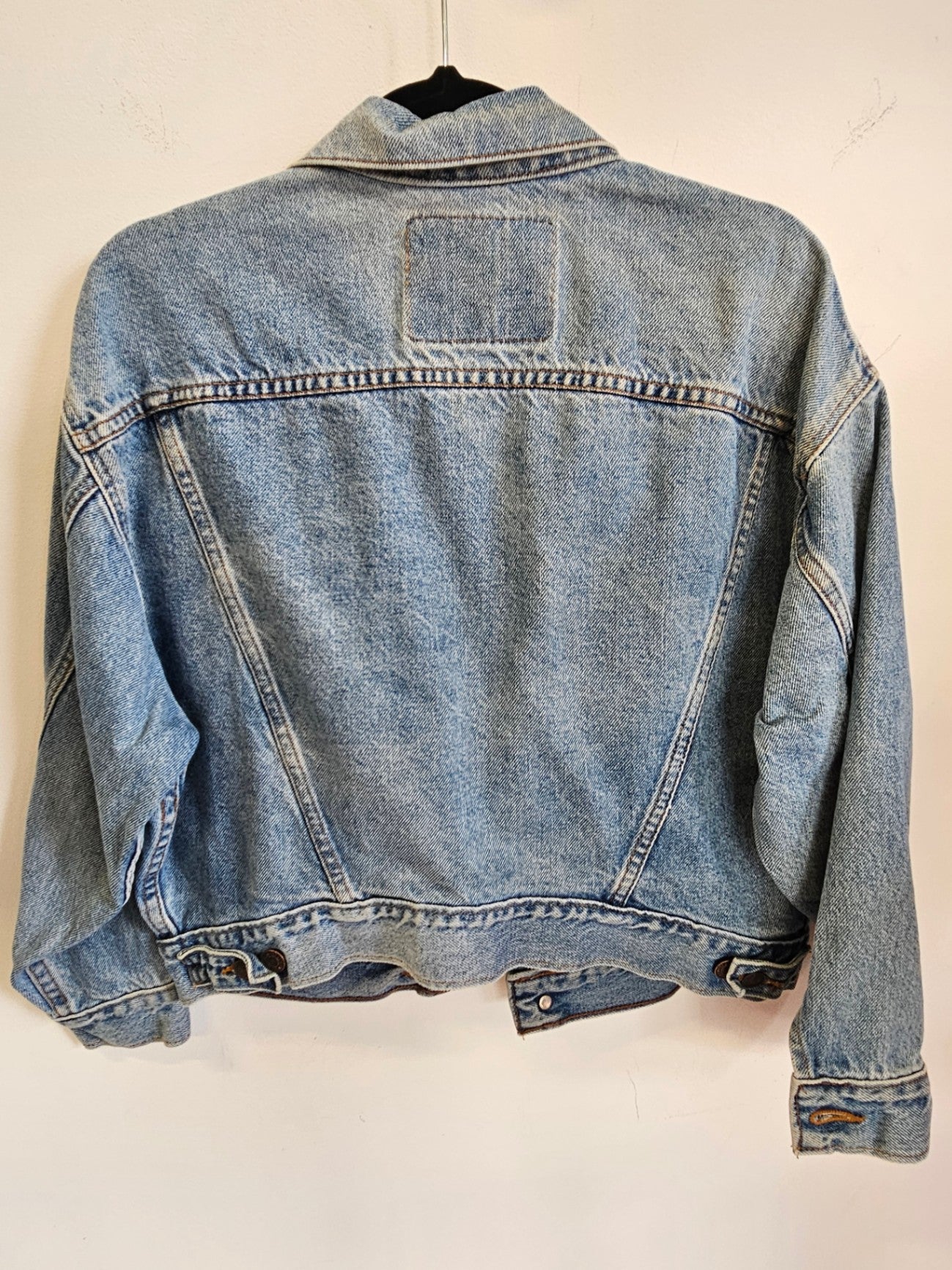 LEVIS DENIM CROP JACKET LIGHT BLUE SIZE M