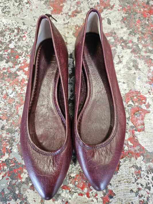 FRYE LEATHER BALLET FLAT BURGUNDY SIZE 8.5