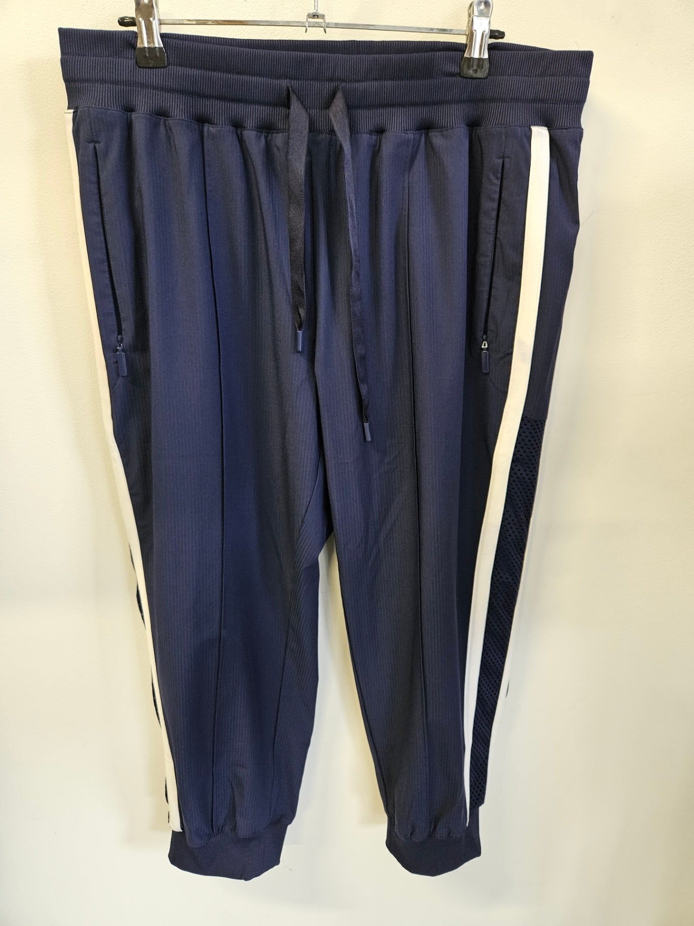 LORNA JANE ACITVE PANTS NAVY BLUE WHITE SIZE M