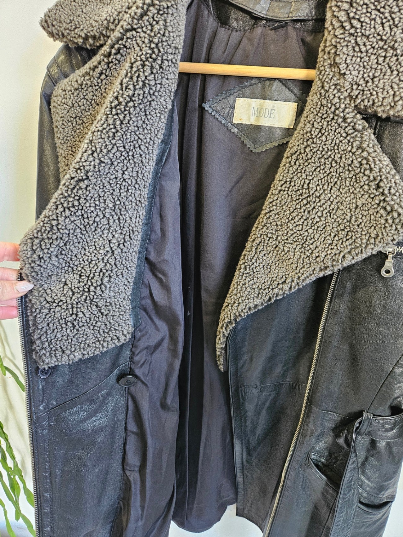 MODE LEATHER SHEARLING JACKET BLACK SIZE 10
