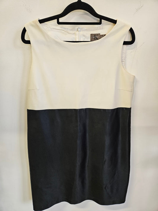 CALVIN KLEIN NYLON LYCRA DRESS CREAM BLACK SIZE S/M