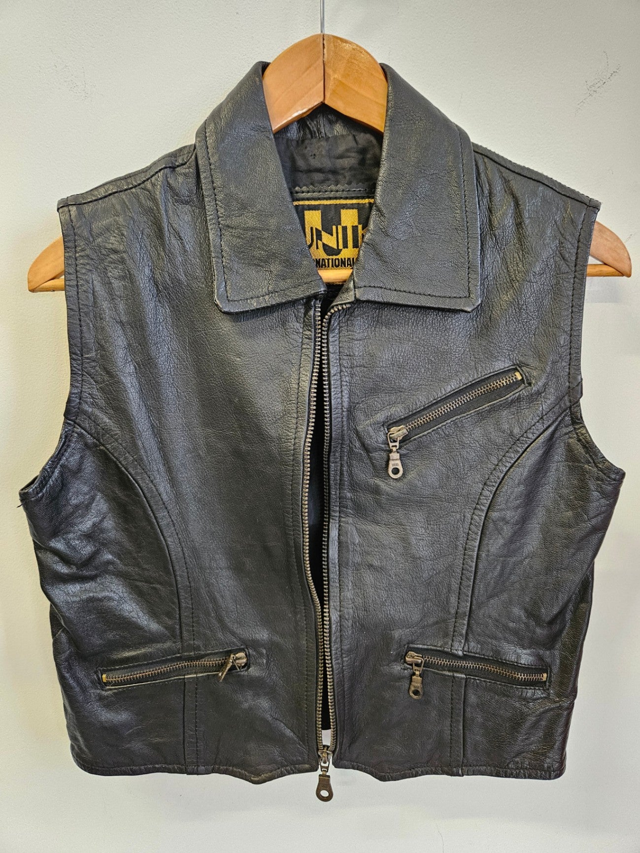 JUNK LEATHER VEST BLACK SIZE M/L