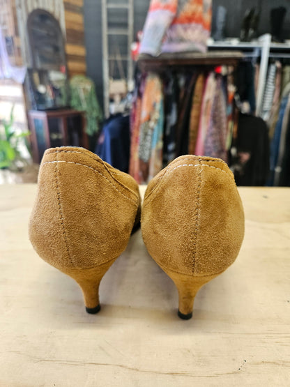 OVERLAND SUEDE KITTEN HEELS BROWN SIZE 7.5