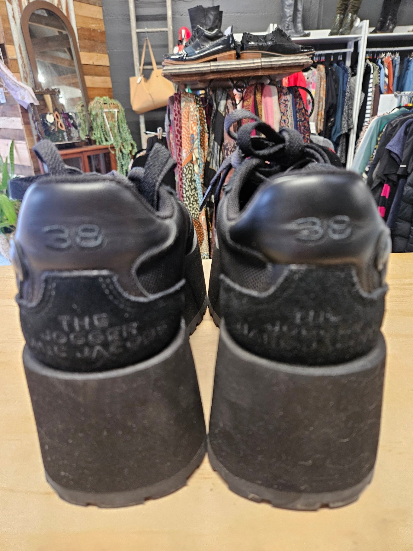 MARC JACOBS SUEDE PLATFORM SHOES BLACK SIZE 9