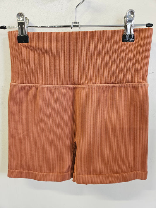 LORNA JANE RIBBED SHORTS TERRACOTTA SIZE XS