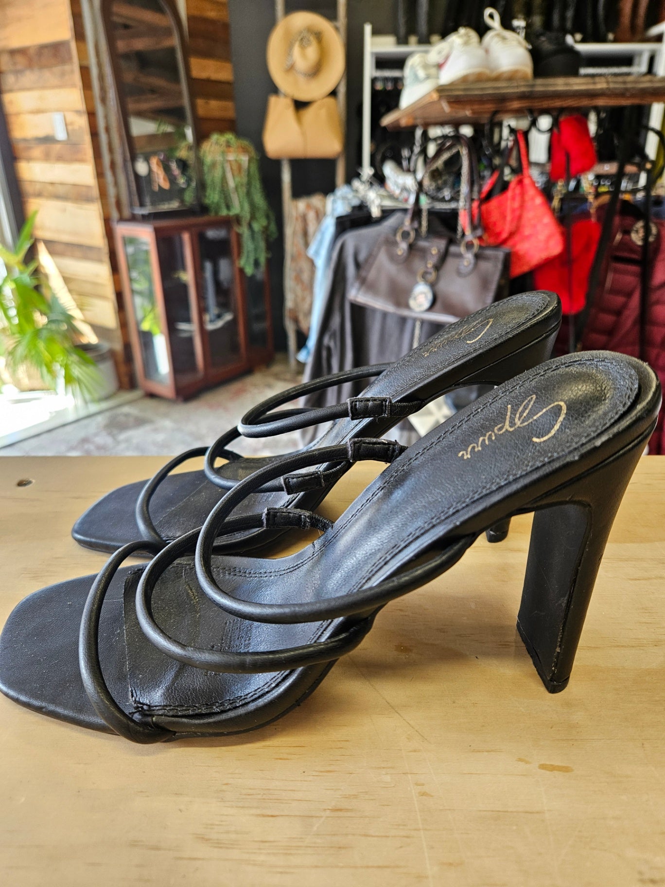 SPUR LEATHER SHOES BLACK SIZE 10